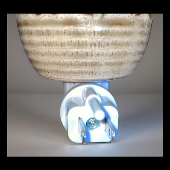 Tuscany Candle Ceramic Plug-In Fragrance Warmer & Night Light -Live Laugh Love - Picture 6 of 13